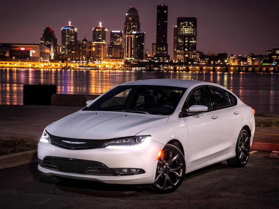  Chrysler 200 S 2014 года  (фото 29 из 69)